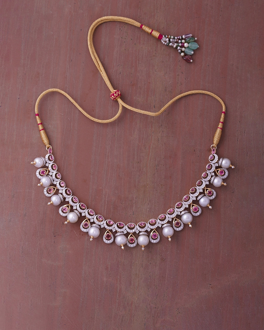 Arna Necklace